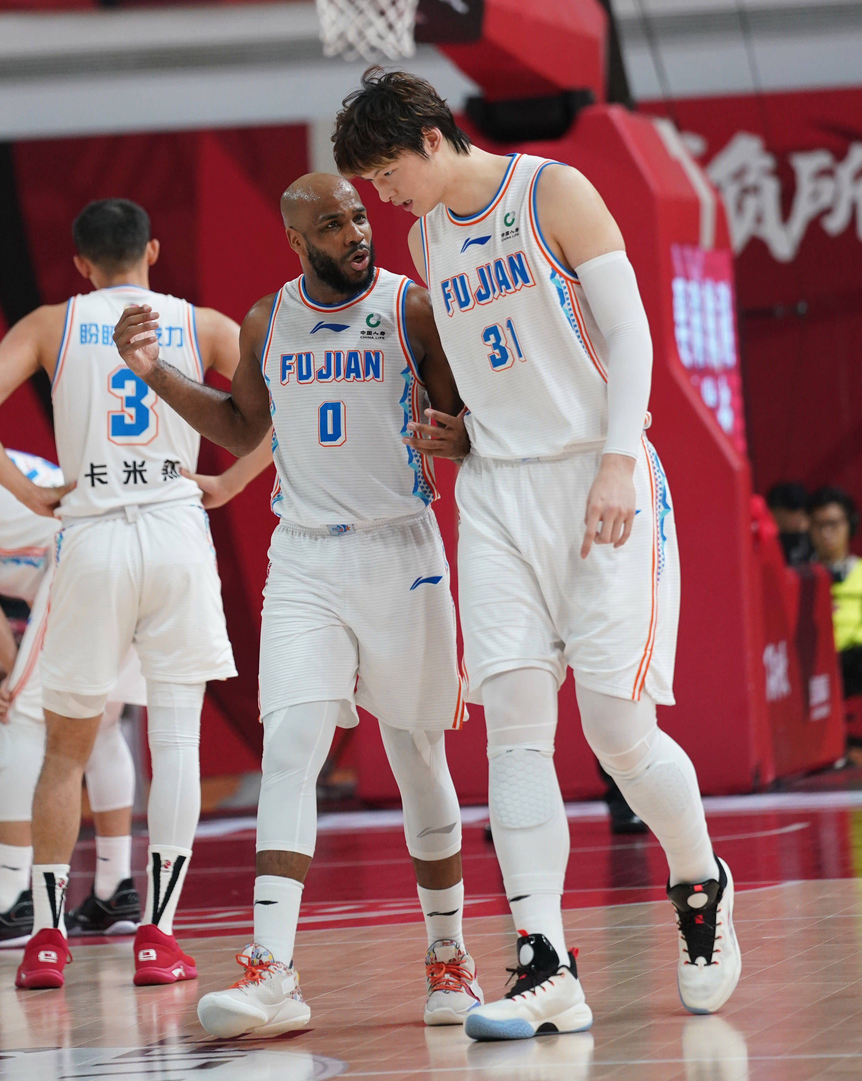 转折点！北京首钢门线救险；CBA常规赛赛后攻防权衡；目标明确；年轻球员得到机会的简单介绍